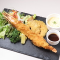 料理メニュー写真&nbsp;特大有頭エビフライ