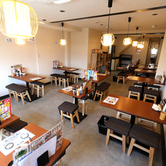 【活気溢れる店内で貸切宴会】水炊き・焼き鳥等の鶏料理を存分に楽しめる居酒屋です!お酒も1杯329円の生ビールから日本酒、焼酎等、各種取り扱っております!