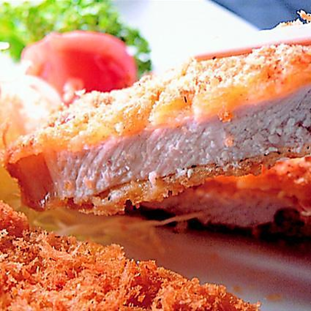 もち豚を使用した料理を様々堪能できる2時間飲み放題付きコースをご用意！各種宴会におすすめ◎