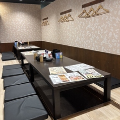 焼きんしゃい 近鉄八尾駅前店の雰囲気1