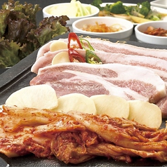 韓豚屋 浜松町店の特集写真