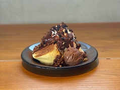 トリプルチョコパンケーキ