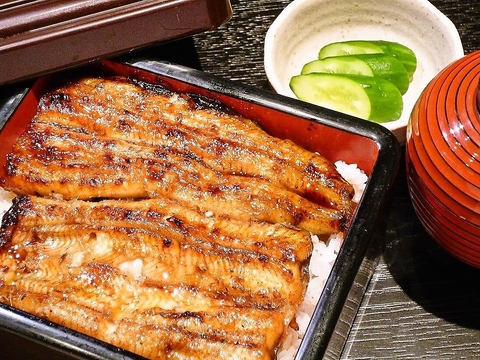 今年の土用丑の日(19日31日)は是非当店の国産鰻をご賞味ください。