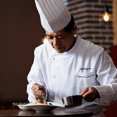 高山シェフ監修のホットワインとフレンチおでん