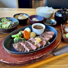 牛赤身ステーキ鉄板膳
