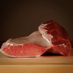 札幌・日の出本田水産様をはじめ、全国の市場から旬の本マグロを直送仕入れ