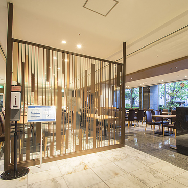 パティオ ハートンホテル京都 カフェ レストランの雰囲気1
