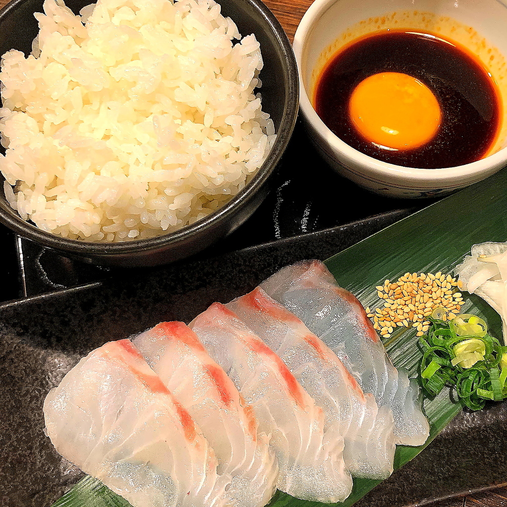 宇和島鯛めし・甘とろ豚の冷しゃぶ・絹皮ナスの揚げ出し・じゃこ天など愛媛の美味しいがいっぱい☆