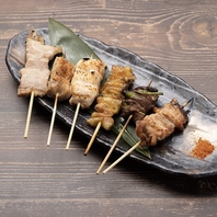 絶品の炭火焼き鳥も！