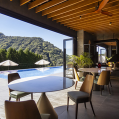 美食が導く、内なる豊かさ。身体も喜ぶ、新しいホテルの食空間。