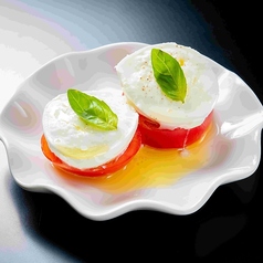 アメーラトマトとボッコンチーノのカプレーゼ