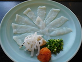 一度はご賞味いただきたいふぐ刺し。