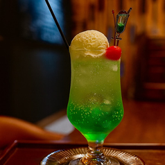 涼|メロンクリームソーダ 