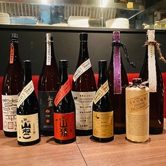 現地で仕入れた珍しい地酒や焼酎