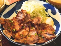 三元豚ロースの青唐辛子炙り