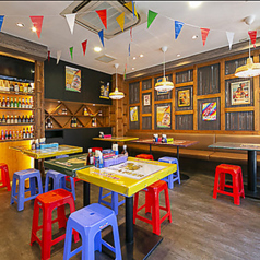 サバイサバイ タイ屋台 神田店の雰囲気1