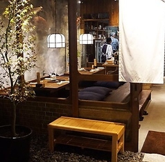 プライベート感を大切にしたい集まりには、店舗貸切がおすすめです。周りを気にせず、気の合う仲間と心ゆくまでわいわいと楽しめる空間をご提供いたします。大人数の会社宴会はもちろん、結婚式の二次会や各種パーティーなど、様々な集まりにどうぞ。詳細はお気軽にご相談ください