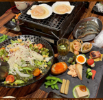 充実の飲み放題！時間を気にせず酔いしれる♪名物料理を楽しめる各種コースをご用意しております！