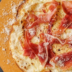 (フル)チーズたっぷりクリームPIZZA生ハムのせ