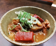 西京味噌を活かした「土手やき～牛スジ煮込み～」