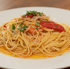 シラスとフレッシュトマトのスパゲティ