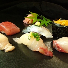 三代目本家 金鮨の特集写真