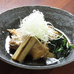 熟練の技が際立つ煮物料理は、食材の旨味を最大限に引き出すことにより、最高の一皿となります。