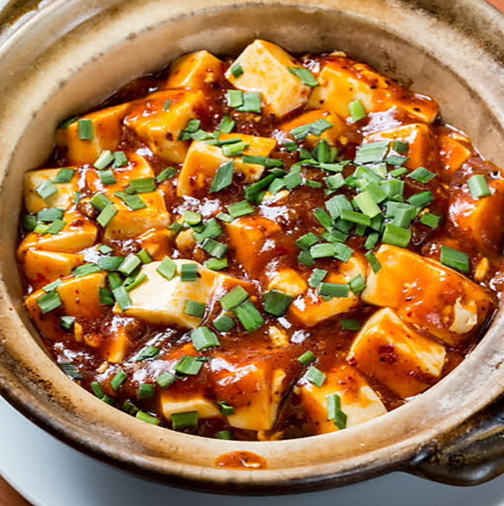 香辛料の香りと旨味が広がる海鮮やお肉料理、点心などの彩り豊かなメニューが自慢の中華居酒屋です♪