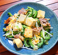 おばあ秘伝の沖縄家庭料理。普通の上等！