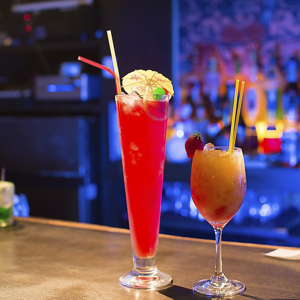 本格的なカクテルが気取らずカジュアルに楽しめるのが魅力的★女性やおひとり様も入りやすい雰囲気◎