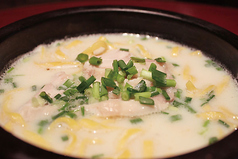 石焼鶏煮込み白湯麺