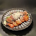 料理メニュー写真&nbsp;牛のタタキの炭火焼タリアータ