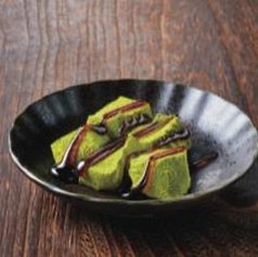 抹茶わらび餅　黒蜜ソース