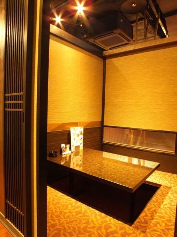 ２名からOKの個室多数！掘りごたつで足を伸ばしてゆったり♪