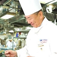 総料理長が紡ぐ美食の交響曲◎船上で味わうキュイジーヌ