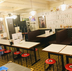 カウンター・テーブル・ソファー席がございます♪