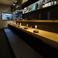 少人数様やデートに♪当店のこだわりでもあるキッチンが見えるカウンター席は大人気です！