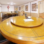 20名以上のお集りにも対応できる広々とした個室をご用意しておりますので、幹事様におススメですよ！