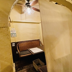 【全席個室空間】テーブル席。