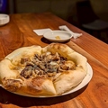 料理メニュー写真&nbsp;ポルチーニ[モッツァレラ・4種キノコ]