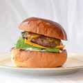 料理メニュー写真&nbsp;クラッシックハンバーガー