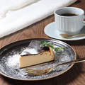 料理メニュー写真&nbsp;特製バスクチーズケーキ