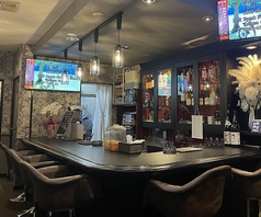 カウンター席のご用意ございます。