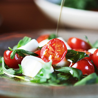 水牛モッツァレラ“ボッコンチーニ”のカプレーゼ