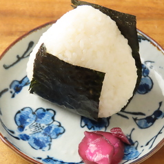 おにぎり(梅、鮭、昆布)