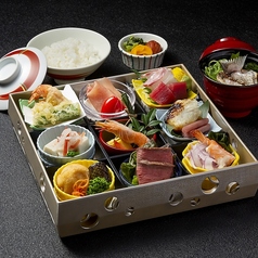 ランチ　【旬彩箱】