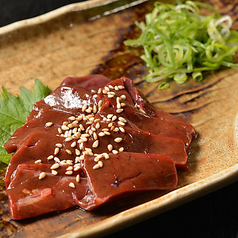 馬刺し 生レバー