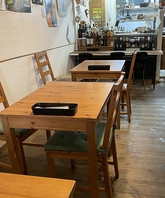 木造りのほっこり店内