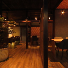 カウンター×4席