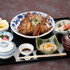 鯛かぶと煮膳